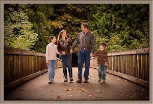 Outdoor Family Portrait Photography at George Rogers Park in Lake Oswego